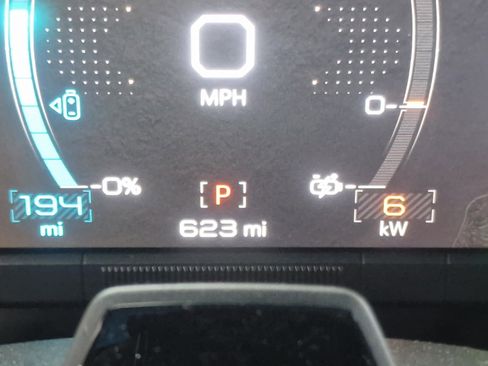 New 2025 GMC Hummer EV 3X w/ LPO, Sport Package image 17