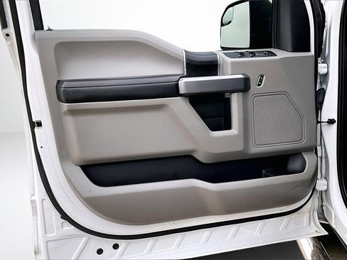 Used 2018 Ford F150 XLT image 21