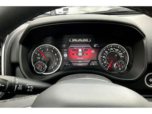 Certified 2025 RAM 1500 Big Horn image 27