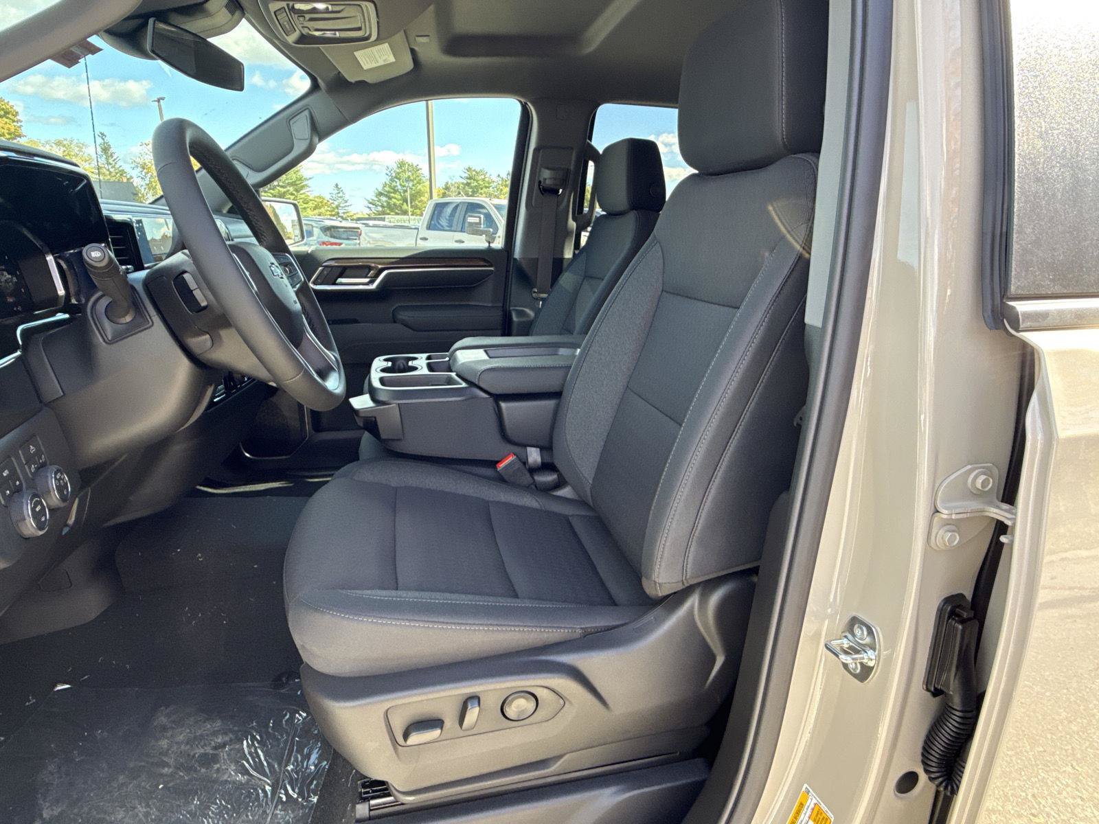 New 2026 Chevrolet Silverado 1500 RST w/ RST Select Package AWD/4WD image 15