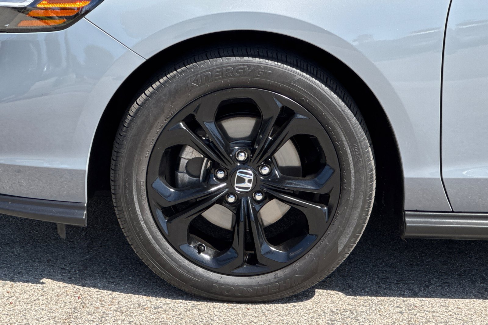 Certified 2025 Honda Accord SE image 25