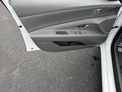 New 2026 Hyundai Elantra Sport image 10