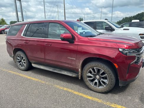 Used 2021 Chevrolet Tahoe LT w/ LT Signature Package AWD/4WD image 6
