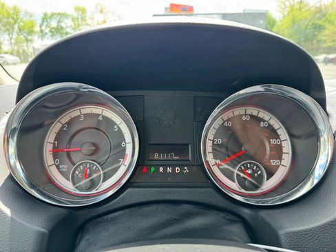 Used 2015 Dodge Grand Caravan SXT w/ UConnect Hands-Free Group image 9