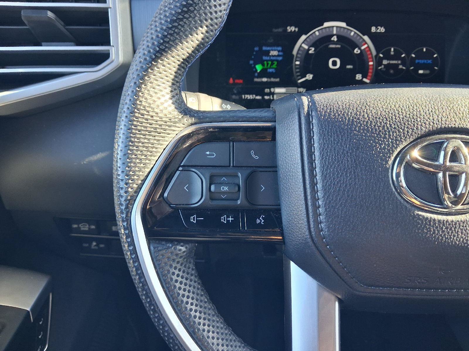 Used 2024 Toyota Sequoia Platinum AWD/4WD image 39