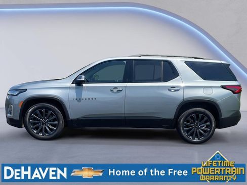 Used 2023 Chevrolet Traverse RS w/ LPO, Floor Liner Package AWD/4WD image 3
