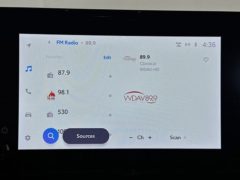 Used 2024 Toyota Corolla LE image 21
