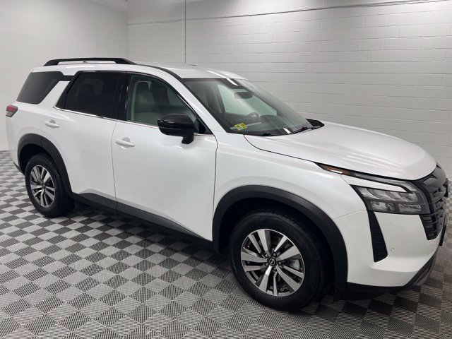 Used 2026 Nissan Pathfinder SL AWD/4WD image 4