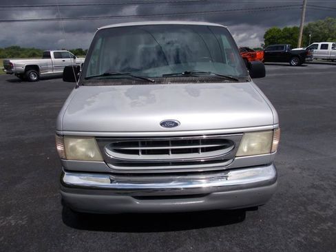 Used 1999 Ford E-350 and Econoline 350 XLT RWD image 9