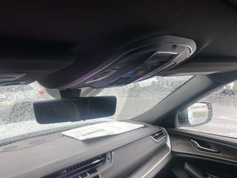 New 2025 Jeep Grand Cherokee L Limited w/ Luxury Tech Group II image 17