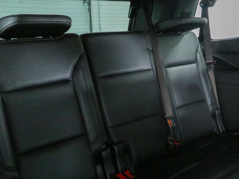 Used 2021 Chevrolet Tahoe Z71 AWD/4WD image 31