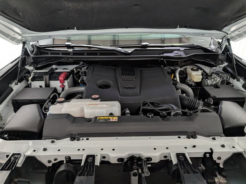 Used 2025 Toyota Tundra SR5 image 28