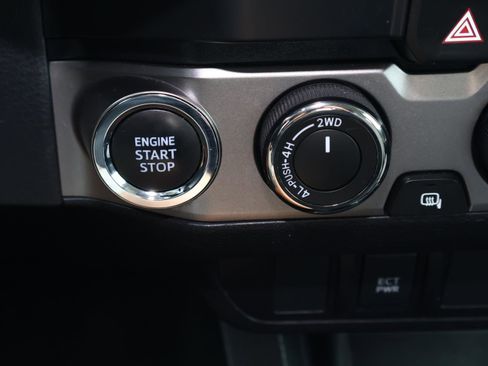 Used 2023 Toyota Tacoma SR5 image 22