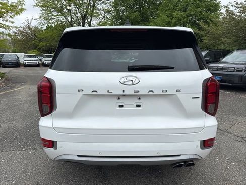 Used 2022 Hyundai Palisade Limited w/ Winter Package AWD/4WD image 18