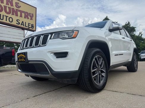Used 2019 Jeep Grand Cherokee Limited AWD/4WD image 1