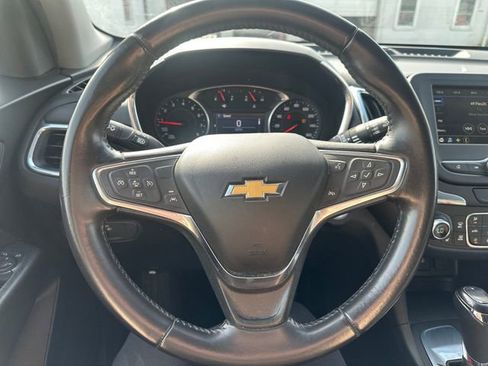 Used 2019 Chevrolet Equinox LT w/ Driver Convenience Package image 20