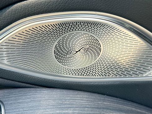 Used 2023 Mercedes-Benz EQS 580 4MATIC Sedan image 19