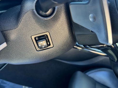 Used 2019 Kia Stinger Premium image 26