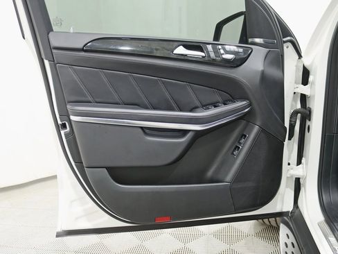 Used 2017 Mercedes-Benz GLS 63 AMG 4MATIC image 44