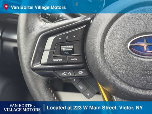 Used 2023 Subaru Crosstrek 2.5i Sport AWD/4WD image 16