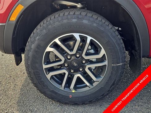 New 2025 Ford Ranger Lariat w/ FX4 Off-Road Package image 36