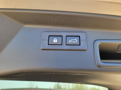 New 2026 Subaru Outback Premium image 18