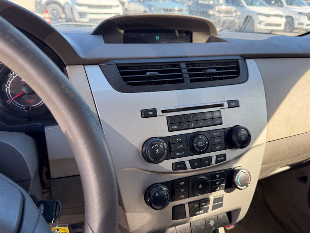 Used 2008 Ford Focus S FWD image 17