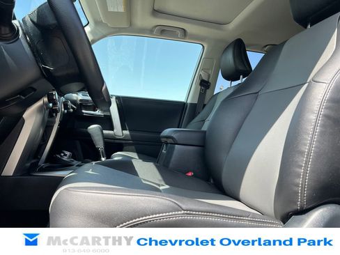 Used 2023 Toyota 4Runner SR5 Premium w/ Moonroof Package AWD/4WD image 10