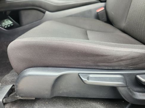 Used 2018 Honda HR-V EX image 24