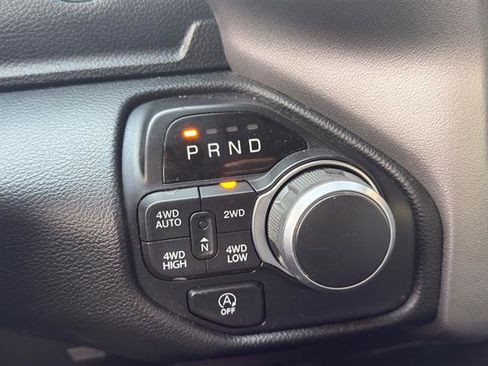 Used 2019 RAM 1500 Big Horn AWD/4WD image 39