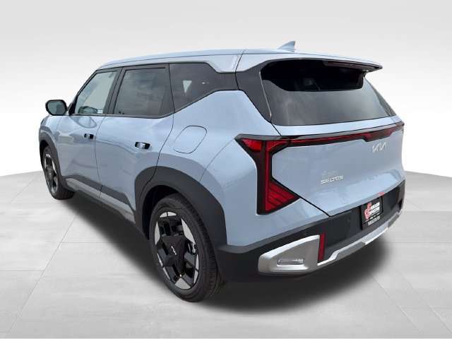New 2027 Kia Seltos S FWD image 5