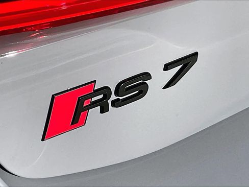Used 2021 Audi RS 7 Sportback w/ Black Optic Package image 28