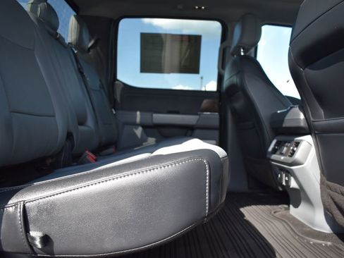 Used 2021 Ford F150 Lariat w/ Equipment Group 502A High AWD/4WD image 10