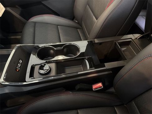 New 2026 Chevrolet Equinox RS w/ Convenience Package III image 24