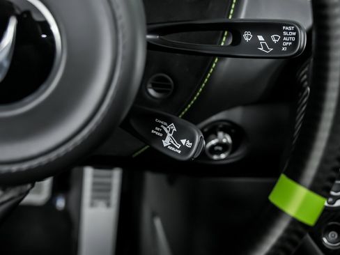 Used 2022 McLaren 765LT image 34