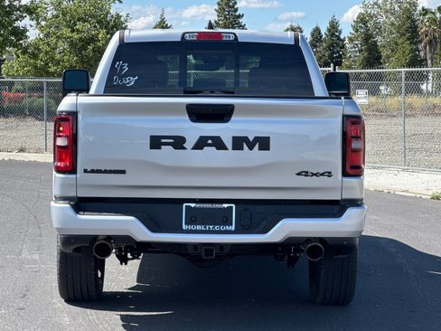 New 2026 RAM 1500 Laramie AWD/4WD image 4