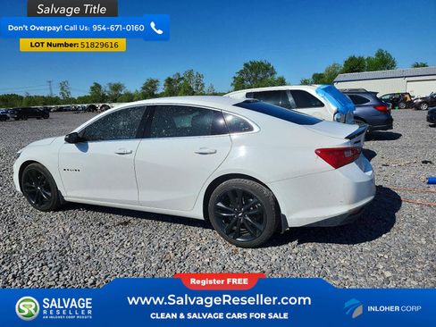 Used 2018 Chevrolet Malibu LT w/ Leather Package FWD image 3