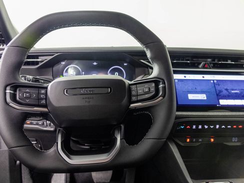 New 2026 Jeep Cherokee Laredo AWD/4WD image 27