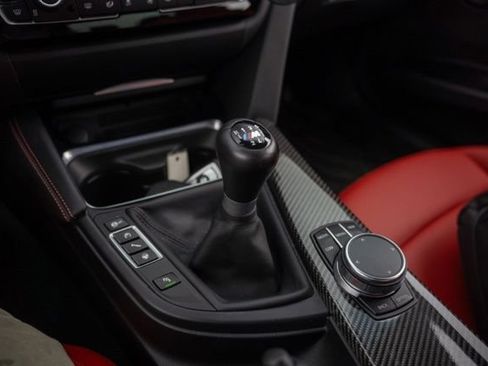 Used 2018 BMW M3 RWD image 25