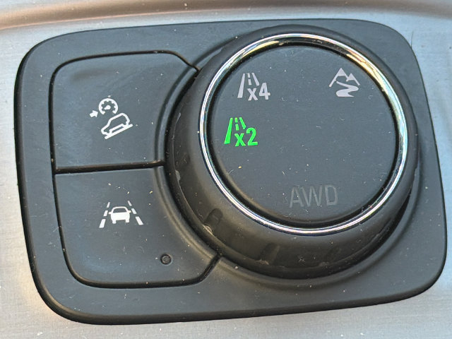 Used 2023 GMC Terrain AT4 AWD/4WD image 28