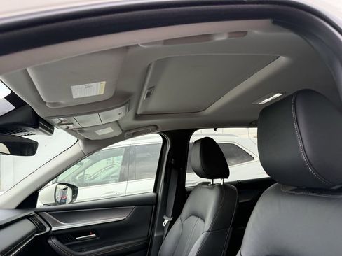 Used 2025 MAZDA CX-90 3.3 Turbo w/ Preferred Package image 12