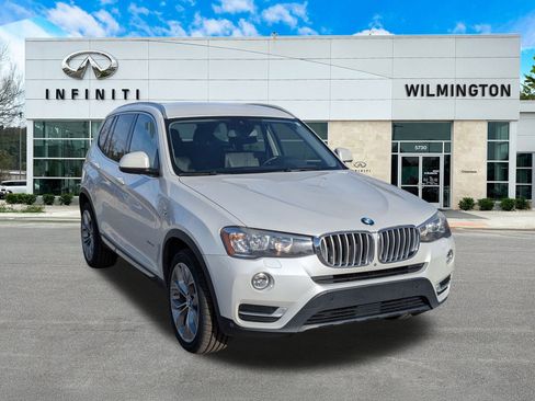 Used 2017 BMW X3 xDrive28i image 1