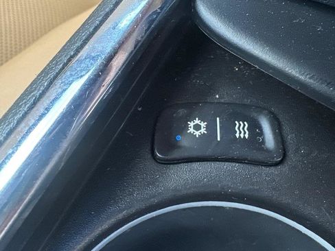 Used 2013 Dodge Charger R/T AWD/4WD image 35