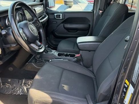 Used 2021 Jeep Wrangler Unlimited Sport AWD/4WD image 9