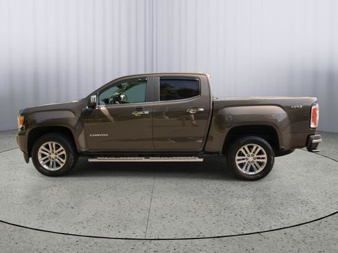 Used 2020 GMC Canyon SLT w/ Driver Alert Package AWD/4WD image 19
