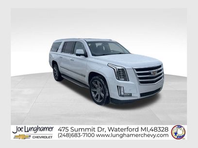 Used 2016 Cadillac Escalade ESV Luxury