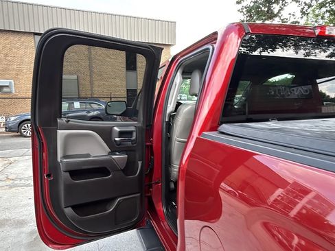 Used 2018 Chevrolet Silverado 1500 LT w/ All Star Edition AWD/4WD image 17