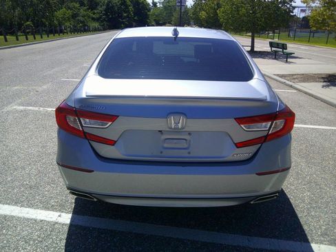 Used 2018 Honda Accord Sport image 81