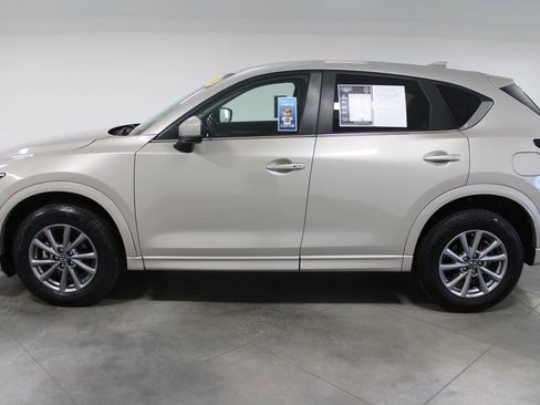Used 2024 MAZDA CX-5 AWD 2.5 S w/ Select Package image 6