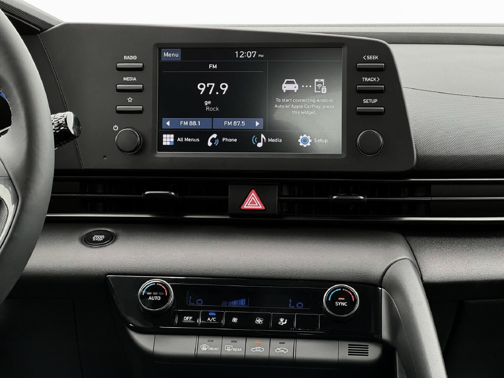 Used 2025 Hyundai Elantra Sport FWD image 21
